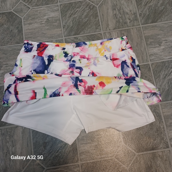 EP Newyork Skort Women  Tennis Y Golf Colorful Abstract Print Women's Skirt Sz.M - Picture 11 of 12